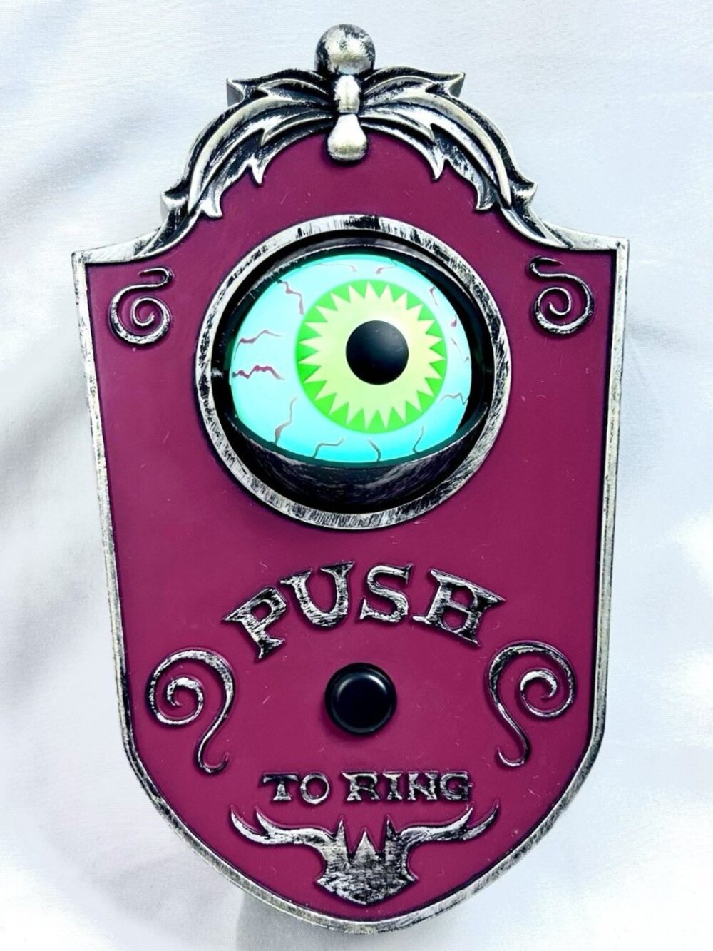 Halloween Moving Eyeball Novelty Door Bell Animatronic Sound & Light